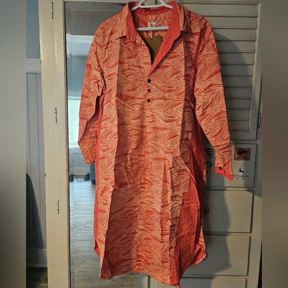 KEALOPIKO LOLOA DRESS - SIZE LARGE - NAULU PRINT - CORAL COLOR - Picture 1 of 4